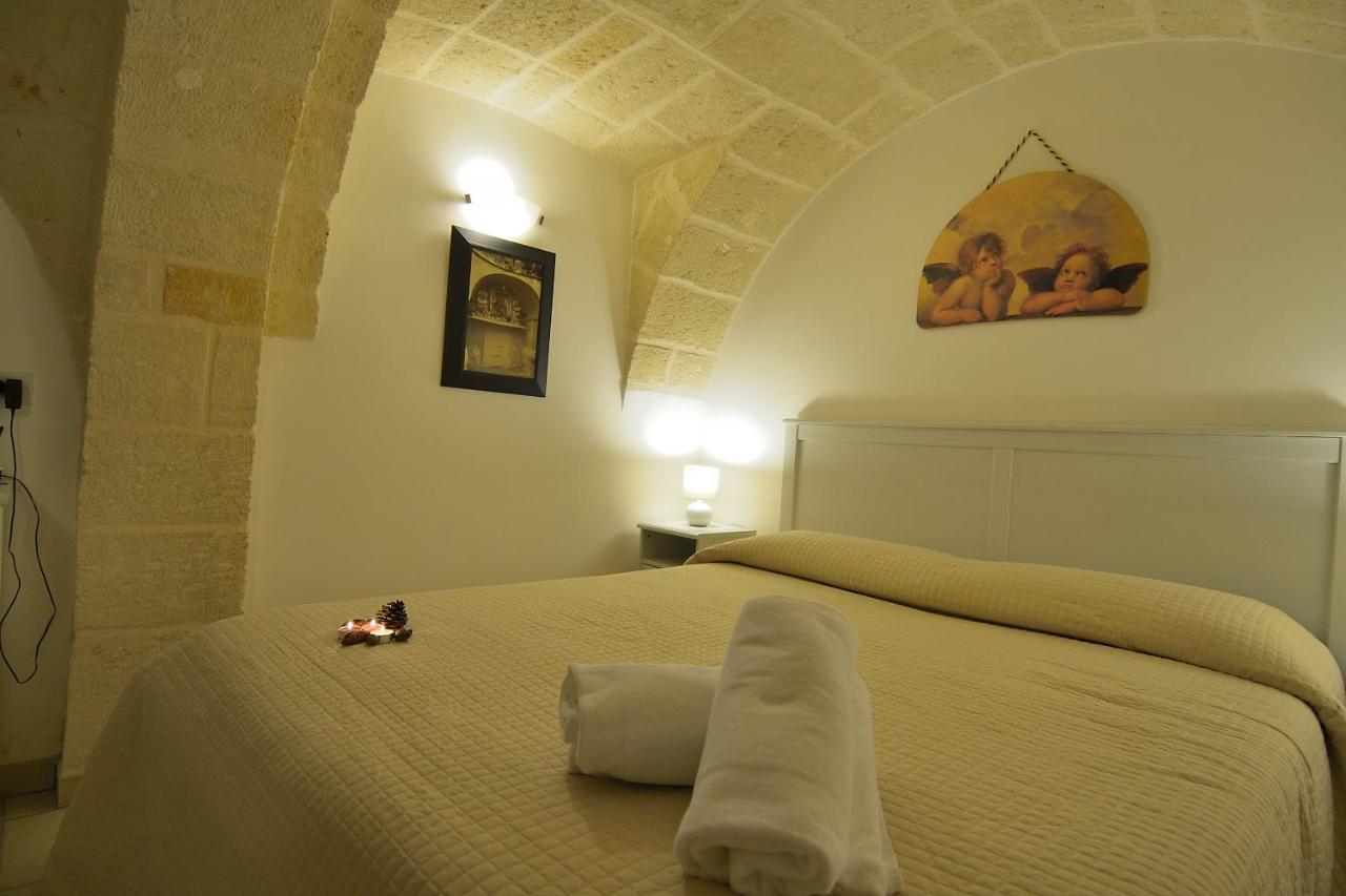 Bed and Breakfast Palazzo Kapece Монополи Экстерьер фото