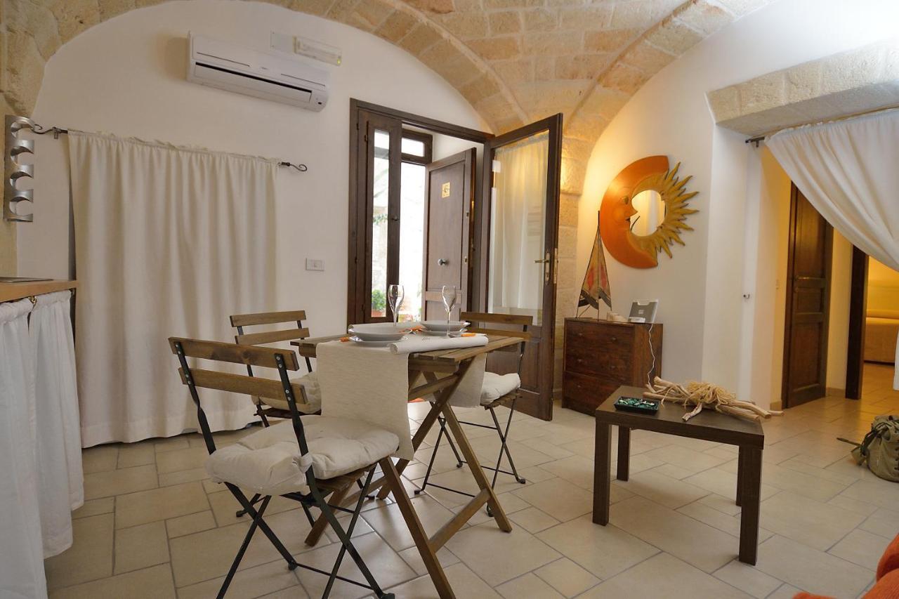 Bed and Breakfast Palazzo Kapece Монополи Экстерьер фото