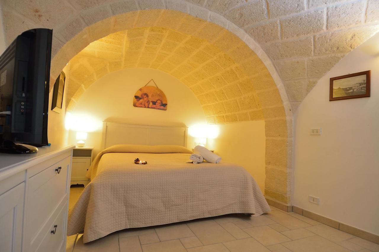 Bed and Breakfast Palazzo Kapece Монополи Экстерьер фото