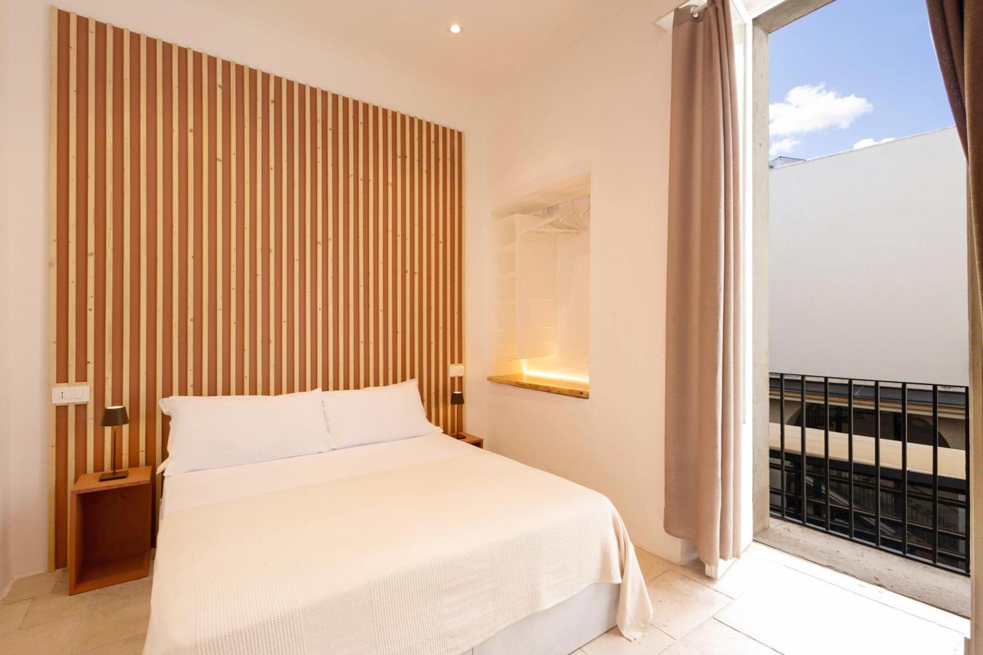 Bed and Breakfast Palazzo Kapece Монополи Экстерьер фото