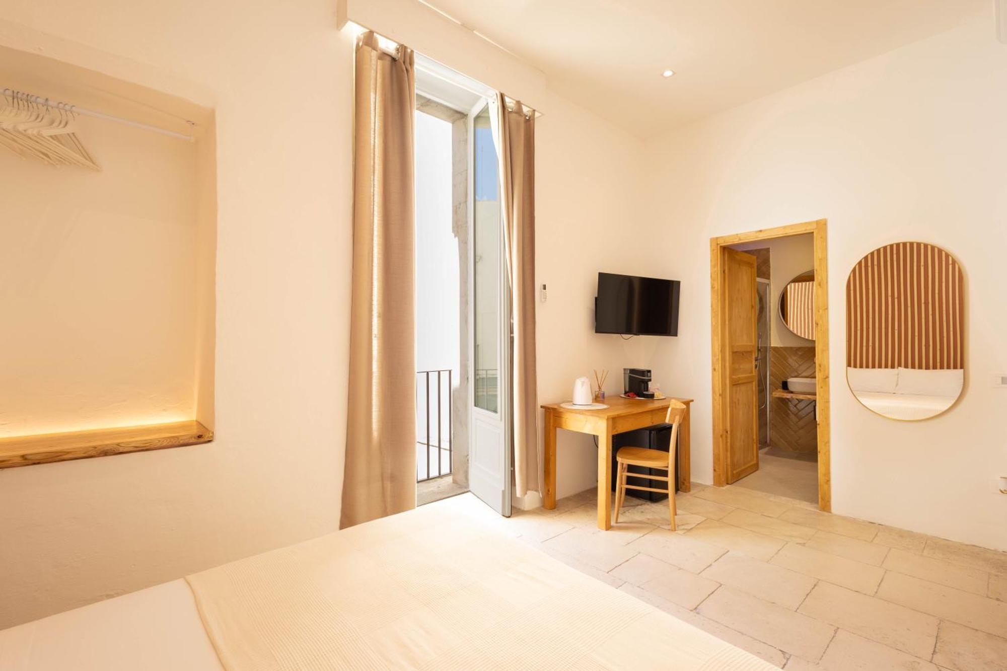 Bed and Breakfast Palazzo Kapece Монополи Экстерьер фото