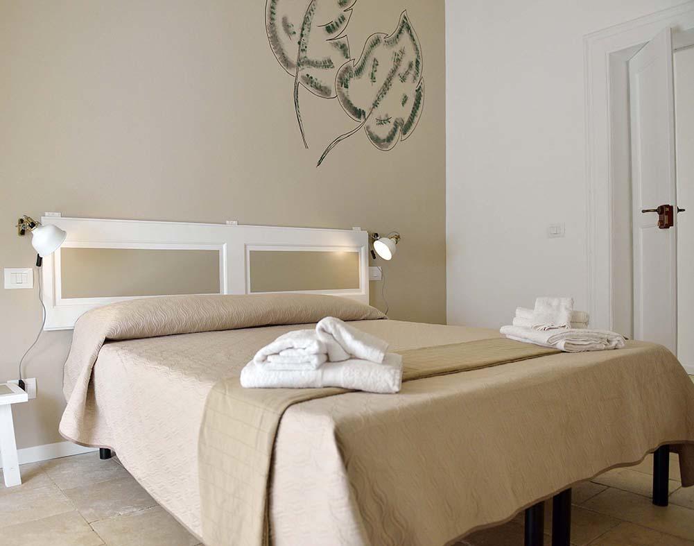 Bed and Breakfast Palazzo Kapece Монополи Экстерьер фото