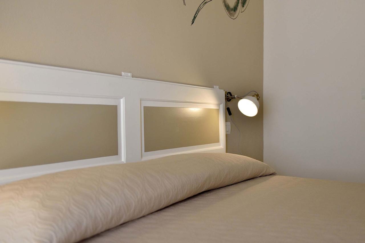 Bed and Breakfast Palazzo Kapece Монополи Экстерьер фото