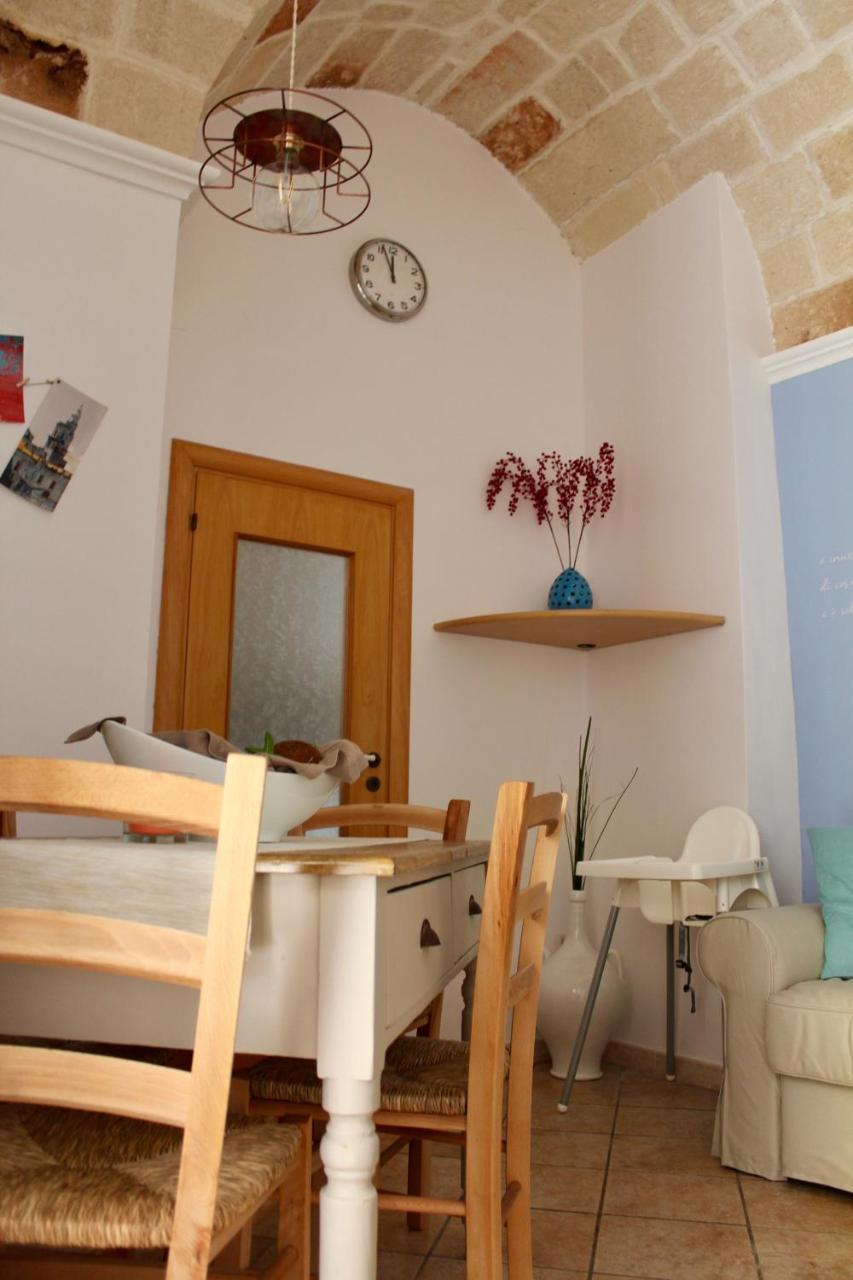 Bed and Breakfast Palazzo Kapece Монополи Экстерьер фото