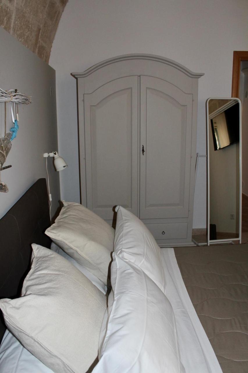 Bed and Breakfast Palazzo Kapece Монополи Экстерьер фото