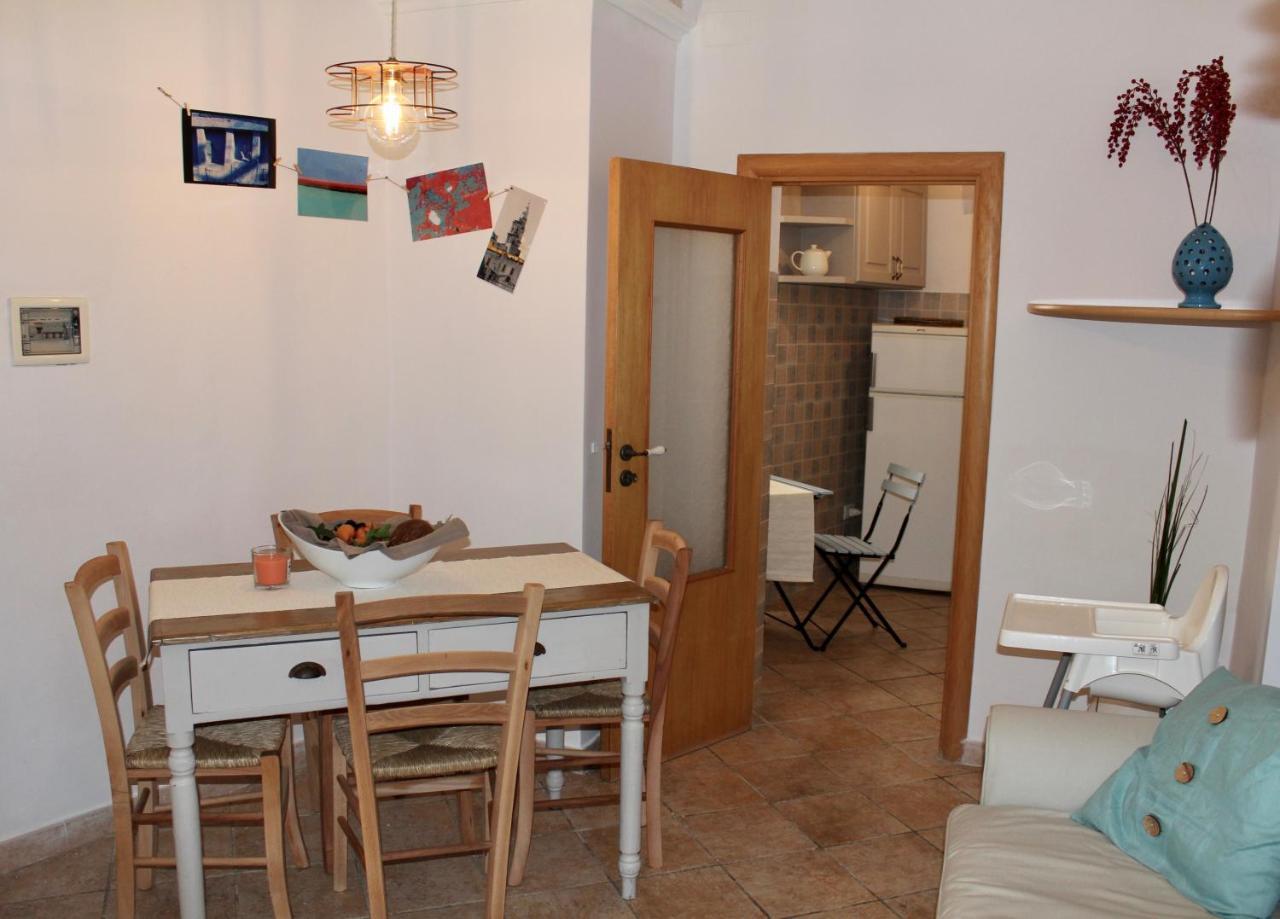 Bed and Breakfast Palazzo Kapece Монополи Экстерьер фото