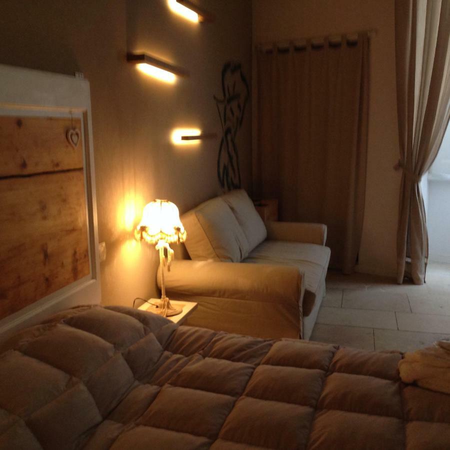 Bed and Breakfast Palazzo Kapece Монополи Экстерьер фото